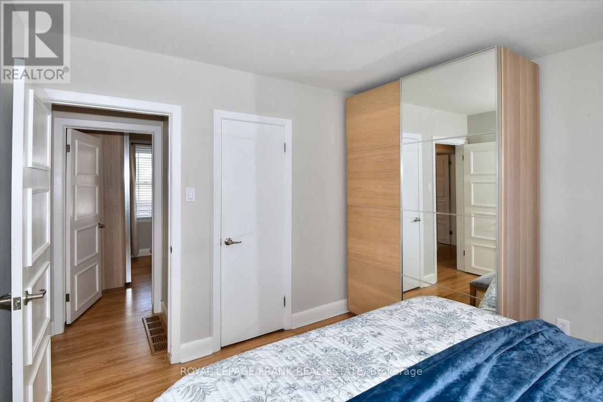 1369 Armstrong Drive, Peterborough (Town Ward 3), Ontario  K9J 6G4 - Photo 11 - X12799270