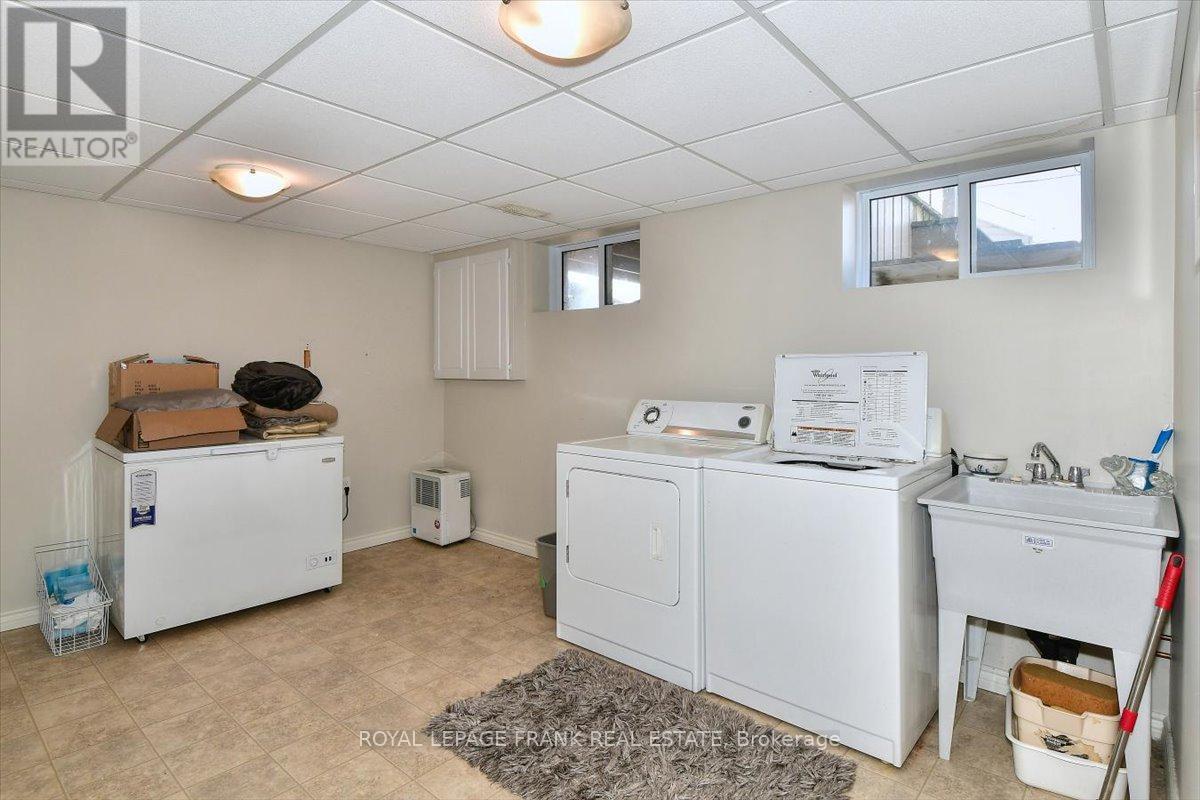 1369 Armstrong Drive, Peterborough (Town Ward 3), Ontario  K9J 6G4 - Photo 21 - X12799270