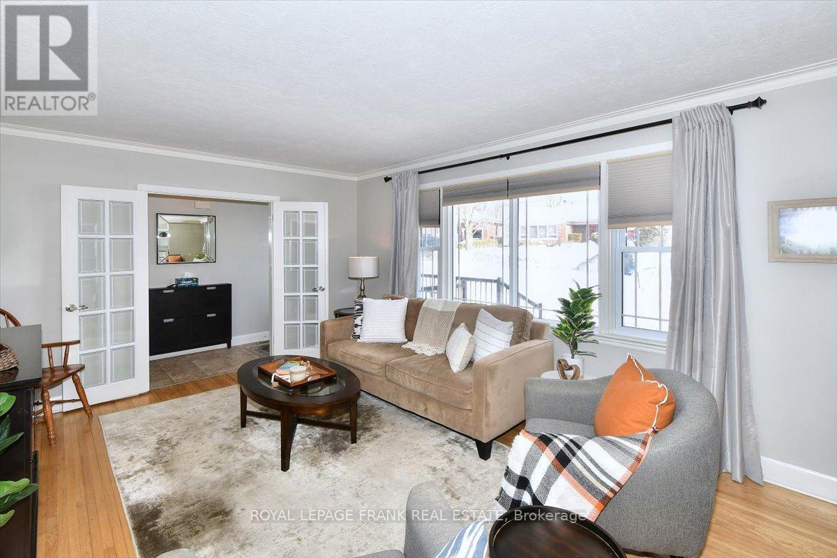 1369 Armstrong Drive, Peterborough (Town Ward 3), Ontario  K9J 6G4 - Photo 4 - X12799270