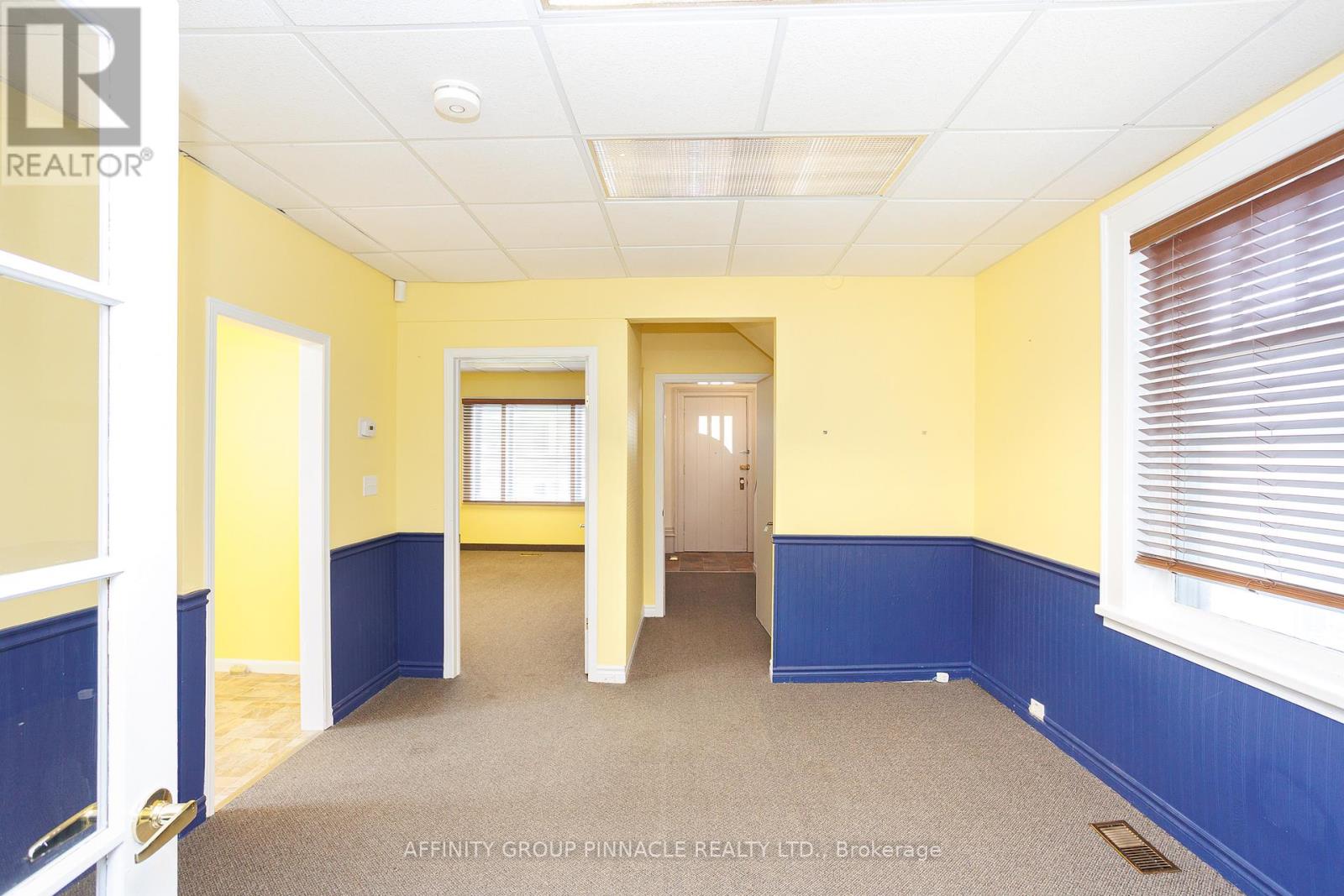 221 Kent Street W, Kawartha Lakes (Lindsay), Ontario  K9V 2Z1 - Photo 17 - X12799778