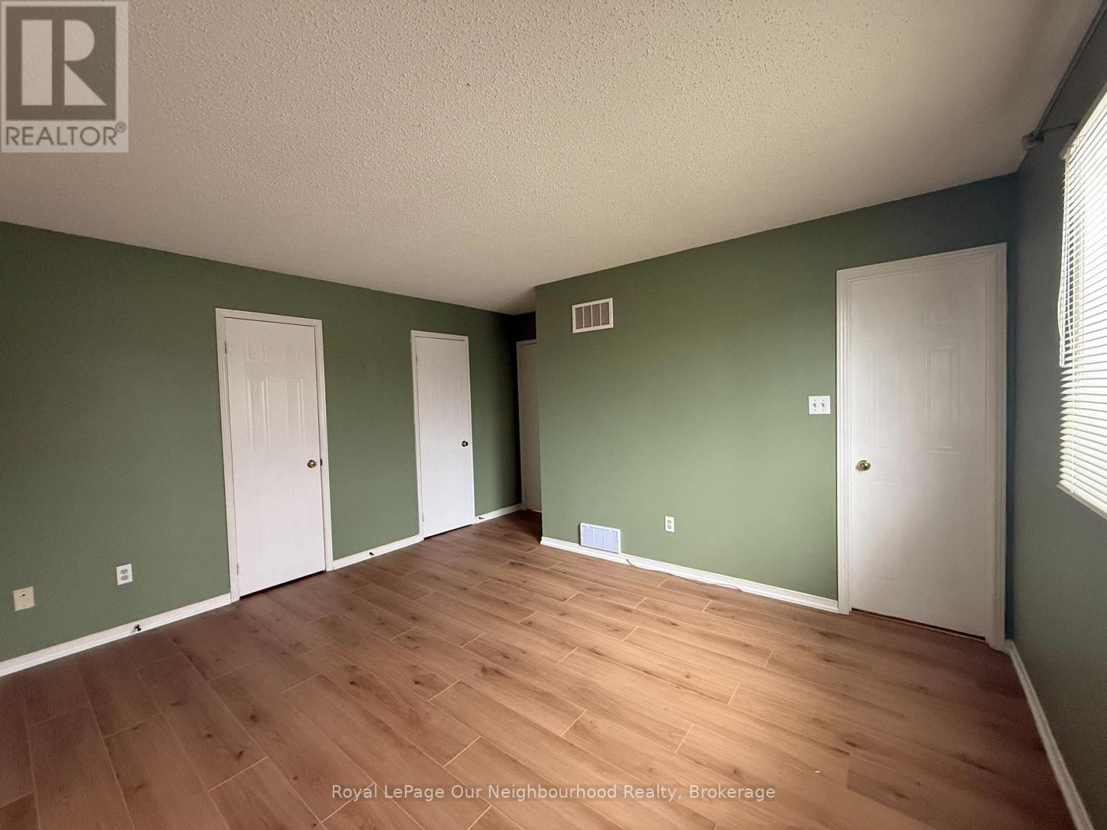 523 Laurie Avenue E, Peterborough (Ashburnham Ward 4), Ontario  K9L 1X8 - Photo 12 - X12799974