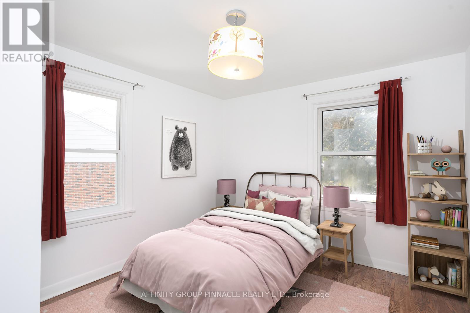 22 Sunset Court, Kawartha Lakes (Lindsay), Ontario  K9V 2S1 - Photo 30 - X12800246