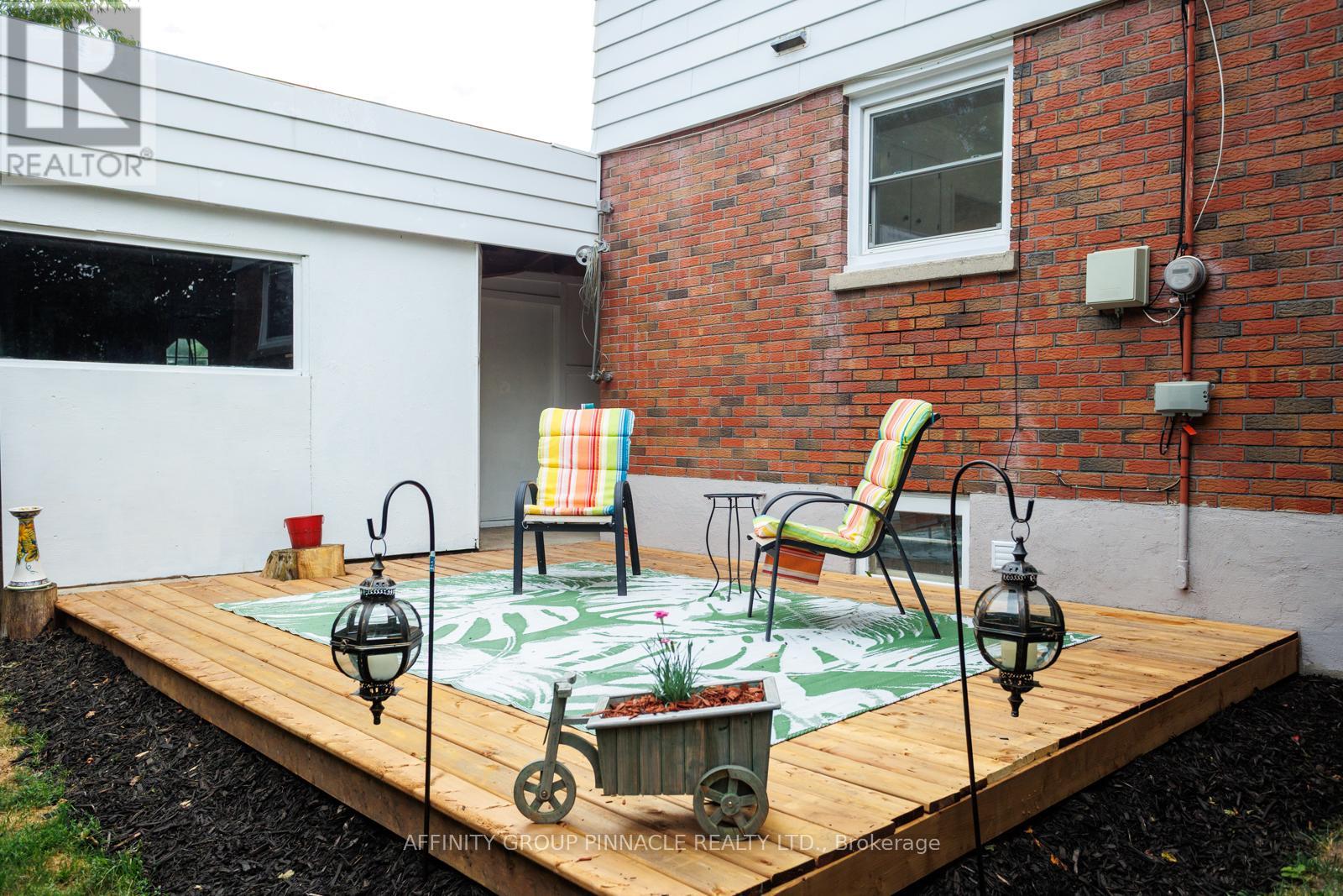 22 Sunset Court, Kawartha Lakes (Lindsay), Ontario  K9V 2S1 - Photo 44 - X12800246