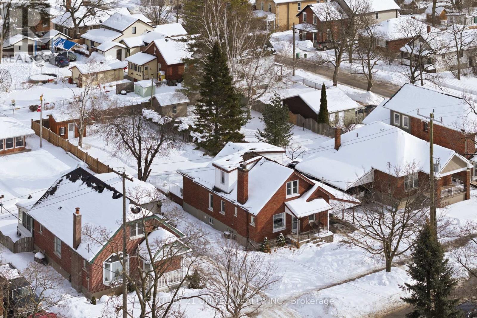 266 Mark Street, Peterborough (Ashburnham Ward 4), Ontario  K9H 1V4 - Photo 2 - X12801062