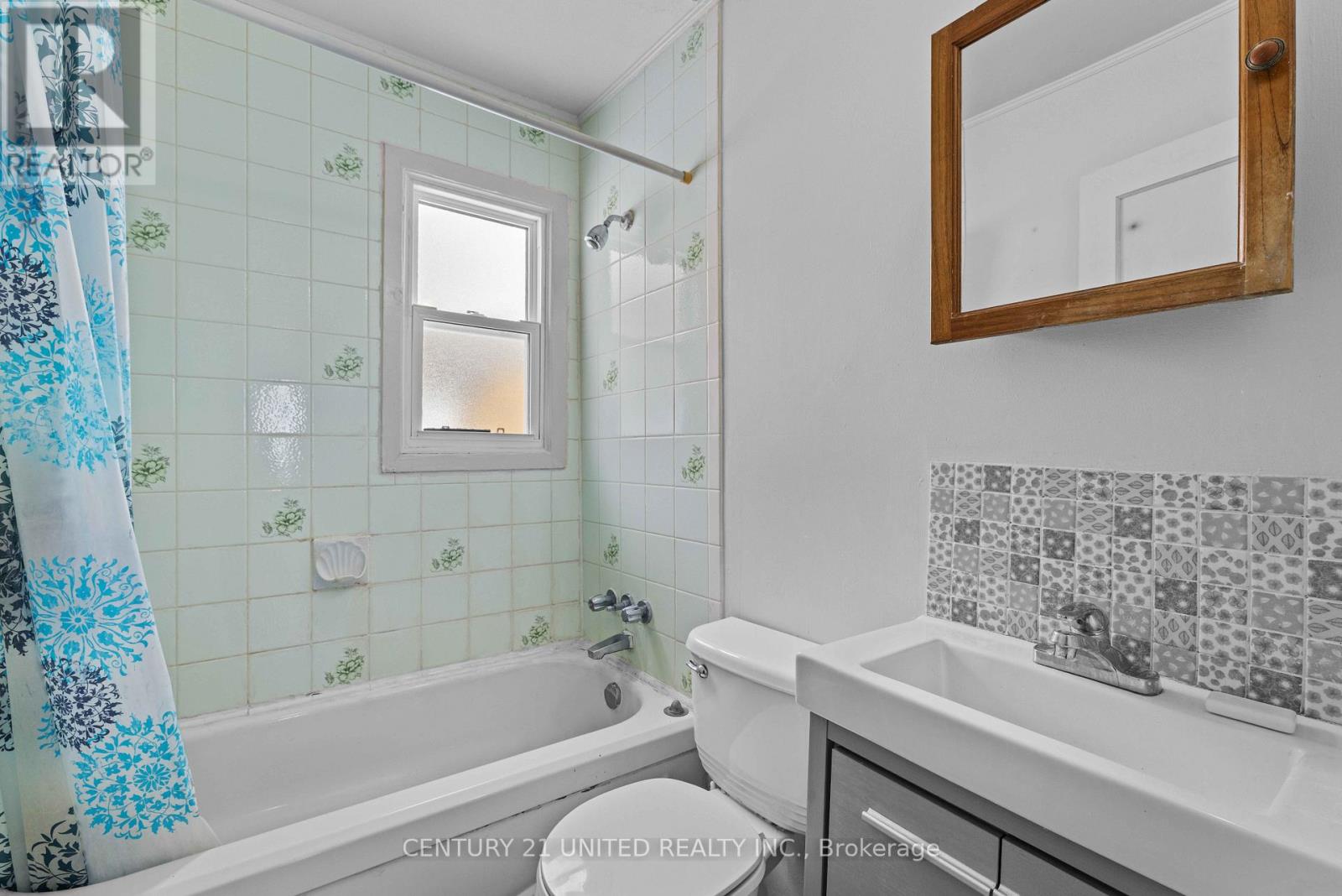 482 Wellington Street, Peterborough (Northcrest Ward 5), Ontario  K9H 5C5 - Photo 10 - X12801882