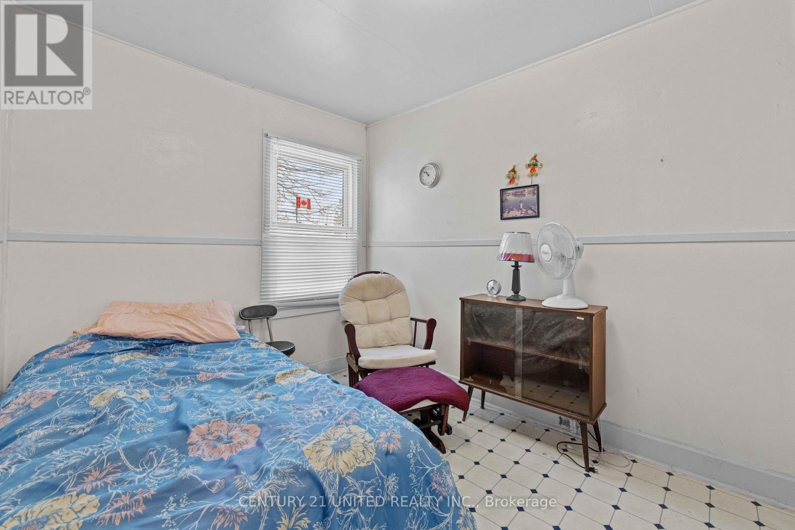 482 Wellington Street, Peterborough (Northcrest Ward 5), Ontario  K9H 5C5 - Photo 8 - X12801882