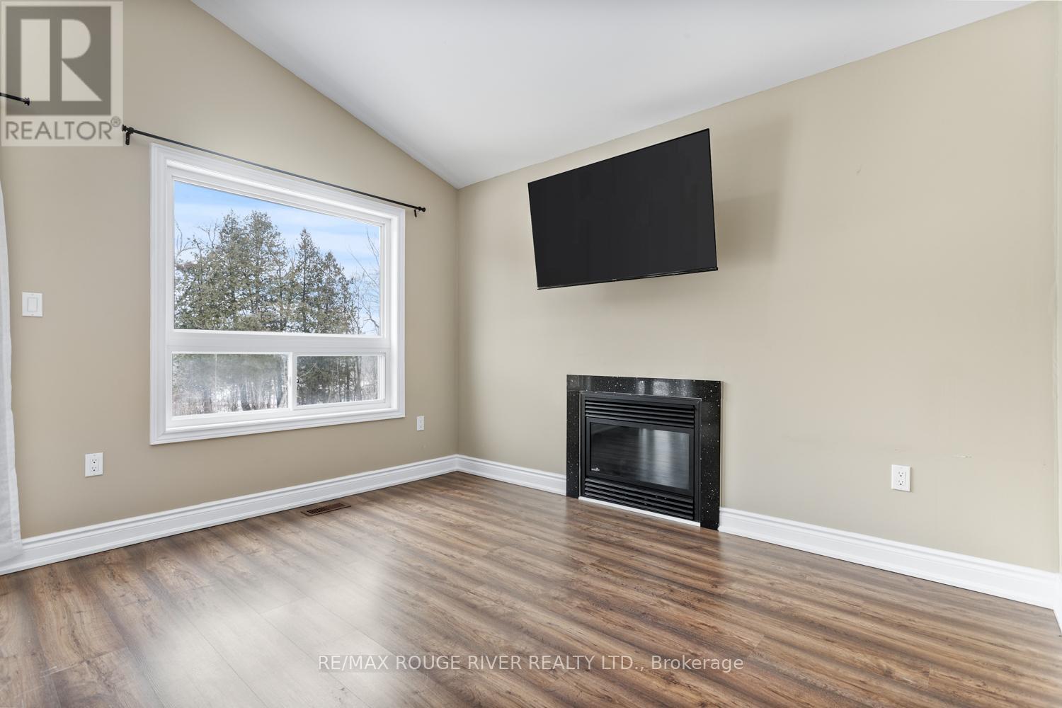 36 White Hart Lane, Trent Hills, Ontario  K0L 1Y0 - Photo 8 - X12802090