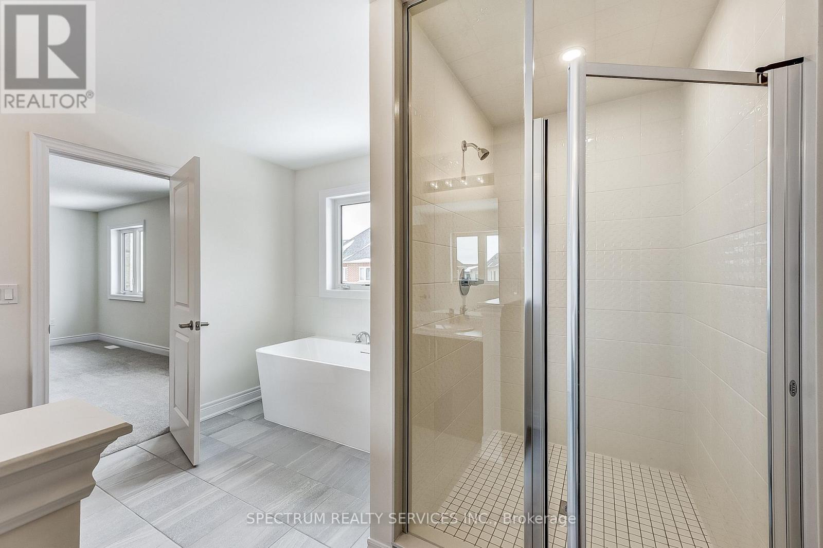 27 Rogerson Street E, Clarington (Newcastle), Ontario  L1B 0W4 - Photo 32 - E12802308