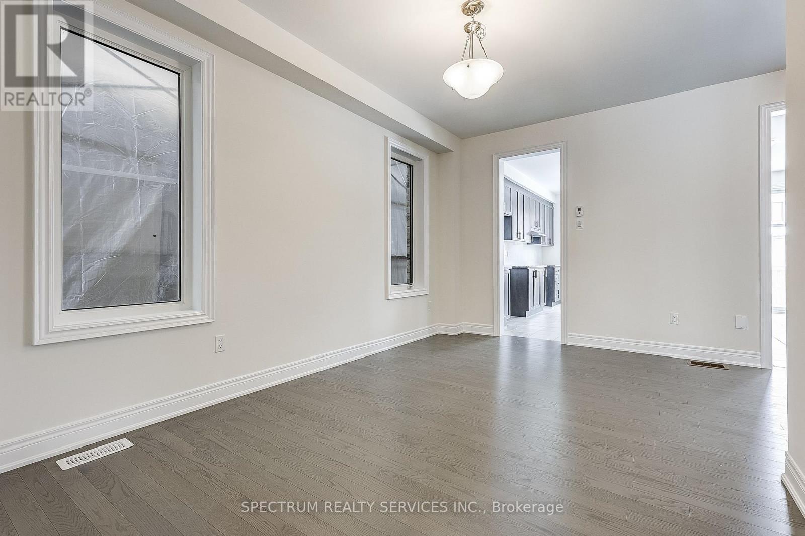 27 Rogerson Street E, Clarington (Newcastle), Ontario  L1B 0W4 - Photo 6 - E12802308