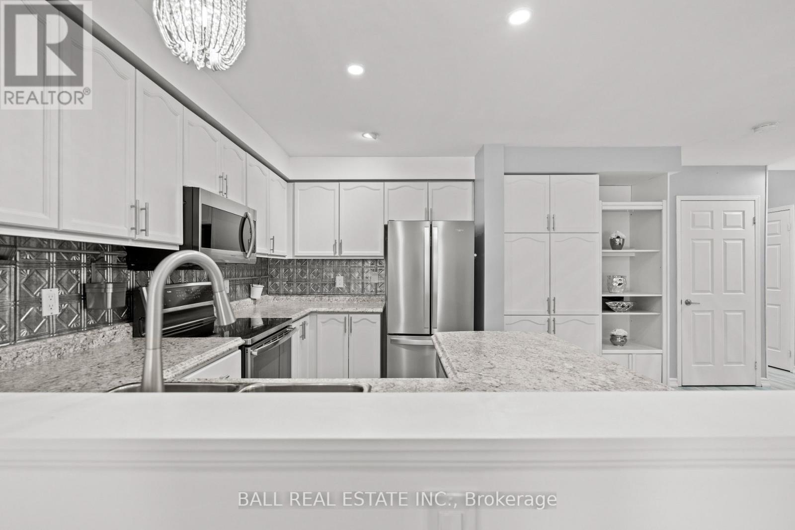 1263 Eagle Crescent, Peterborough (Monaghan Ward 2), Ontario  K9K 2K6 - Photo 11 - X12803230