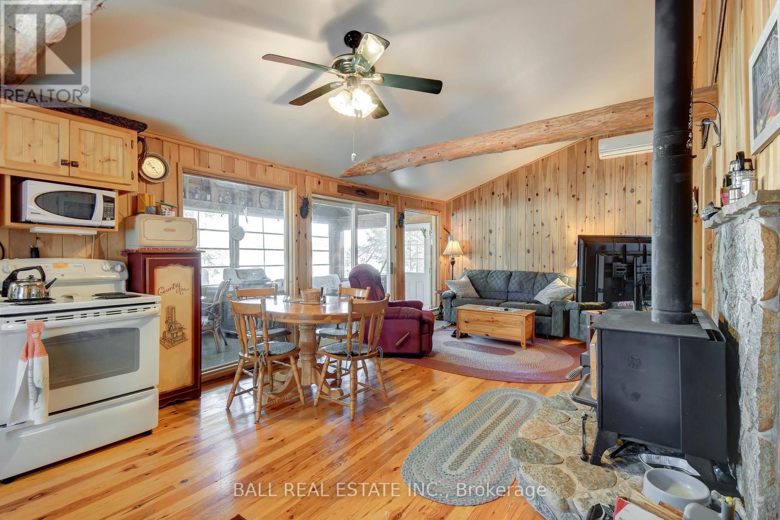 619 Weslemkoon Lake, West Bay, Addington Highlands (Addington Highlands), Ontario  K0L 1W0 - Photo 16 - X12803232