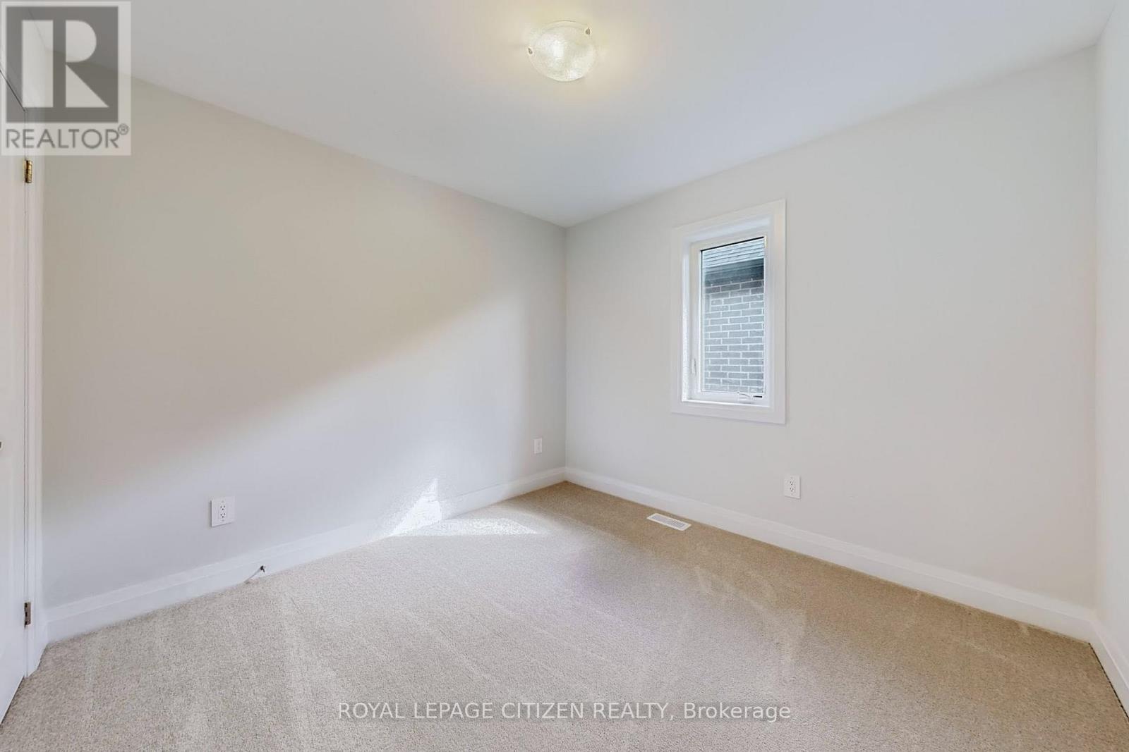 185 St. Joseph Road, Kawartha Lakes (Lindsay), Ontario  K9V 6B1 - Photo 31 - X12803612