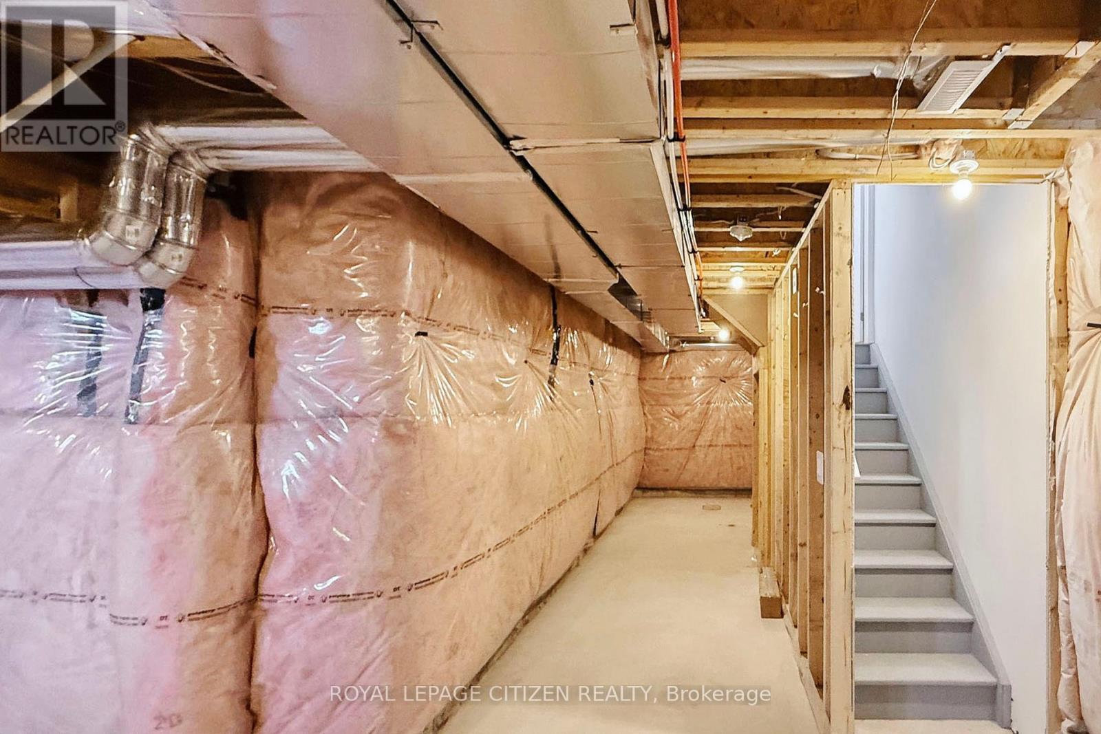 185 St. Joseph Road, Kawartha Lakes (Lindsay), Ontario  K9V 6B1 - Photo 38 - X12803612