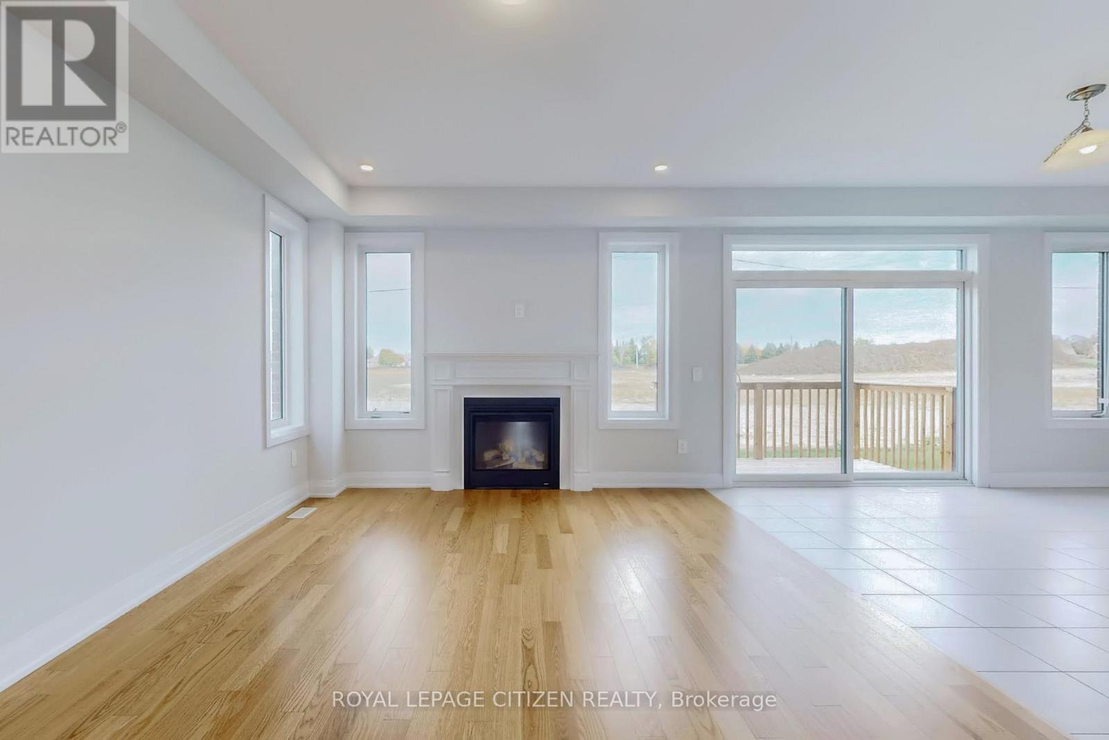 185 St. Joseph Road, Kawartha Lakes (Lindsay), Ontario  K9V 6B1 - Photo 5 - X12803612