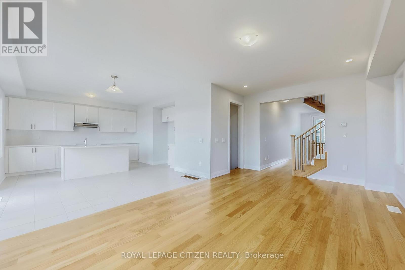 185 St. Joseph Road, Kawartha Lakes (Lindsay), Ontario  K9V 6B1 - Photo 7 - X12803612