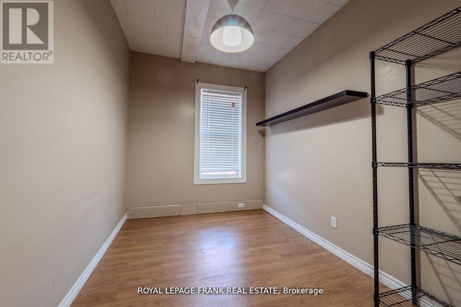 87 Durham Street W, Kawartha Lakes (Lindsay), Ontario  K9V 2P8 - Photo 10 - X12804674