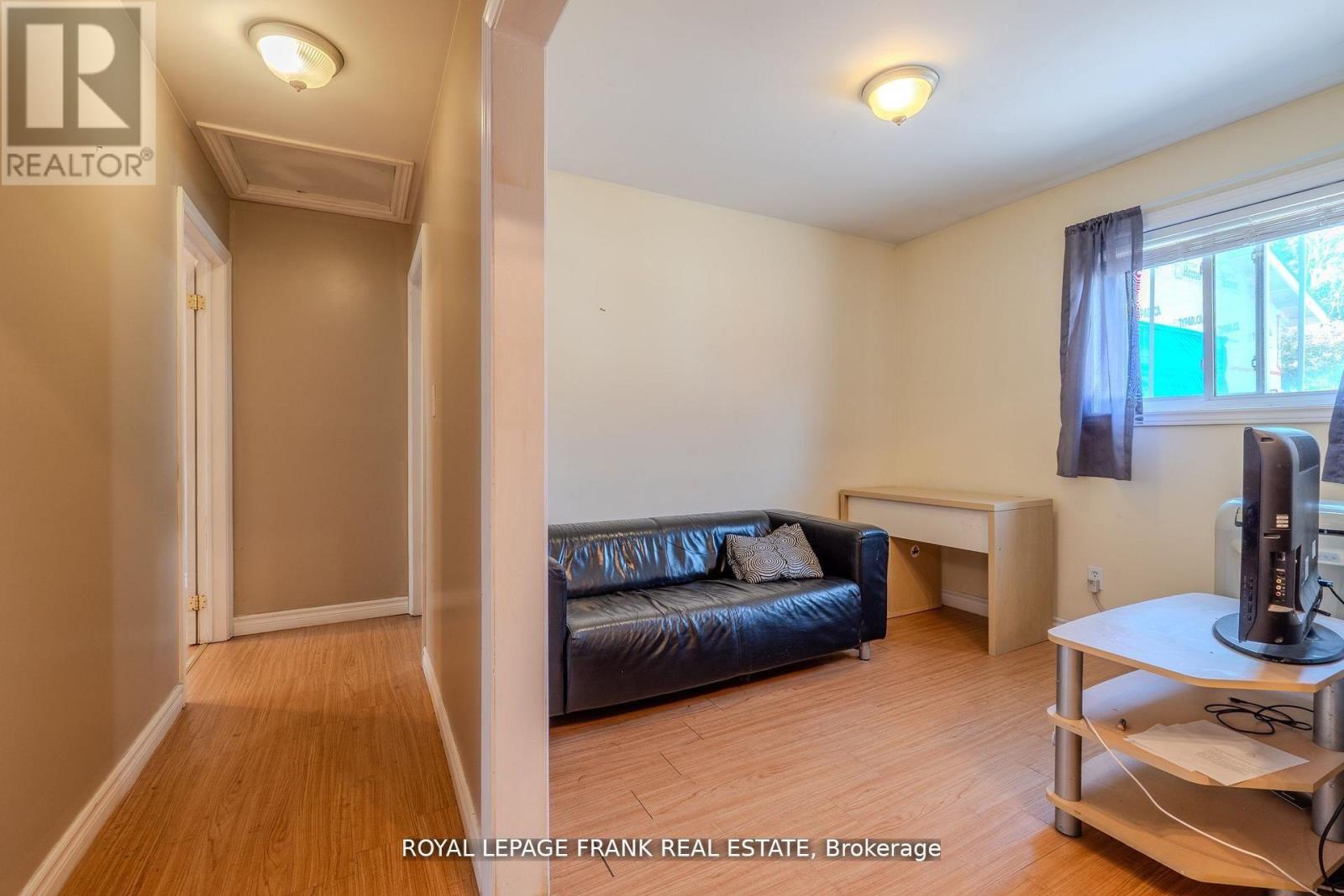 87 Durham Street W, Kawartha Lakes (Lindsay), Ontario  K9V 2P8 - Photo 22 - X12804674