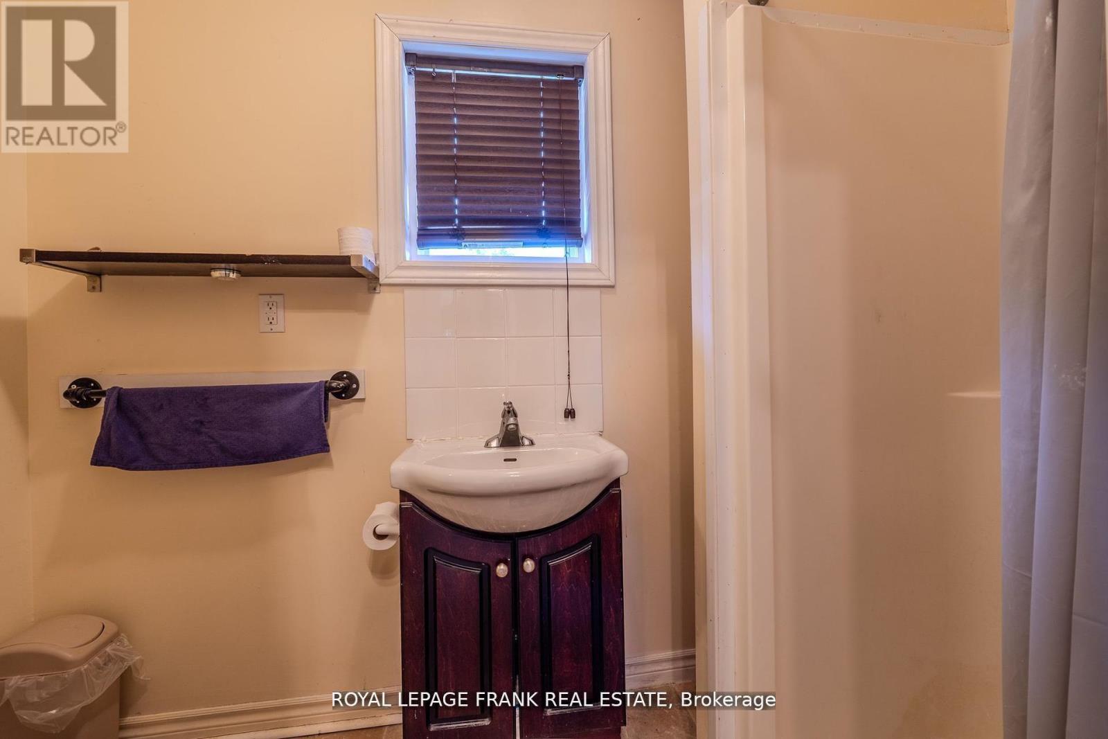 87 Durham Street W, Kawartha Lakes (Lindsay), Ontario  K9V 2P8 - Photo 23 - X12804674