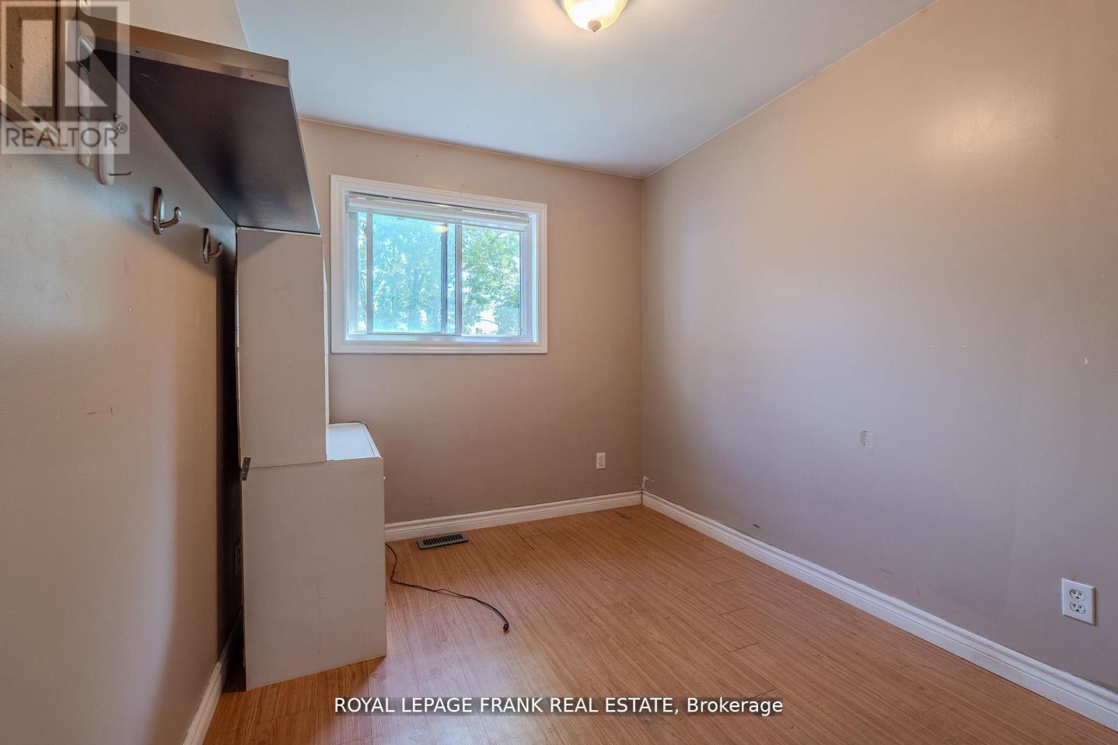 87 Durham Street W, Kawartha Lakes (Lindsay), Ontario  K9V 2P8 - Photo 27 - X12804674