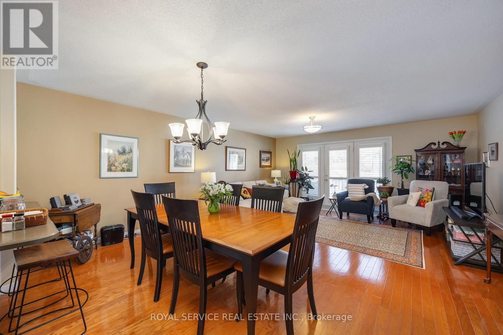 6 - 877 Wentworth Street, Peterborough (Otonabee Ward 1), Ontario  K9J 8R7 - Photo 13 - X12804840