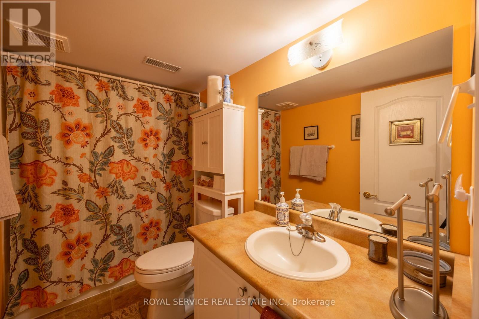 6 - 877 Wentworth Street, Peterborough (Otonabee Ward 1), Ontario  K9J 8R7 - Photo 32 - X12804840