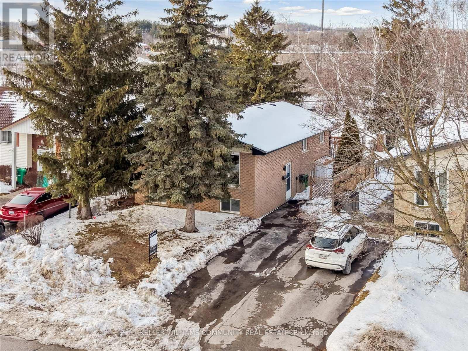 830 Orpington Road, Peterborough (Otonabee Ward 1), Ontario  K9J 7X5 - Photo 2 - X12804906