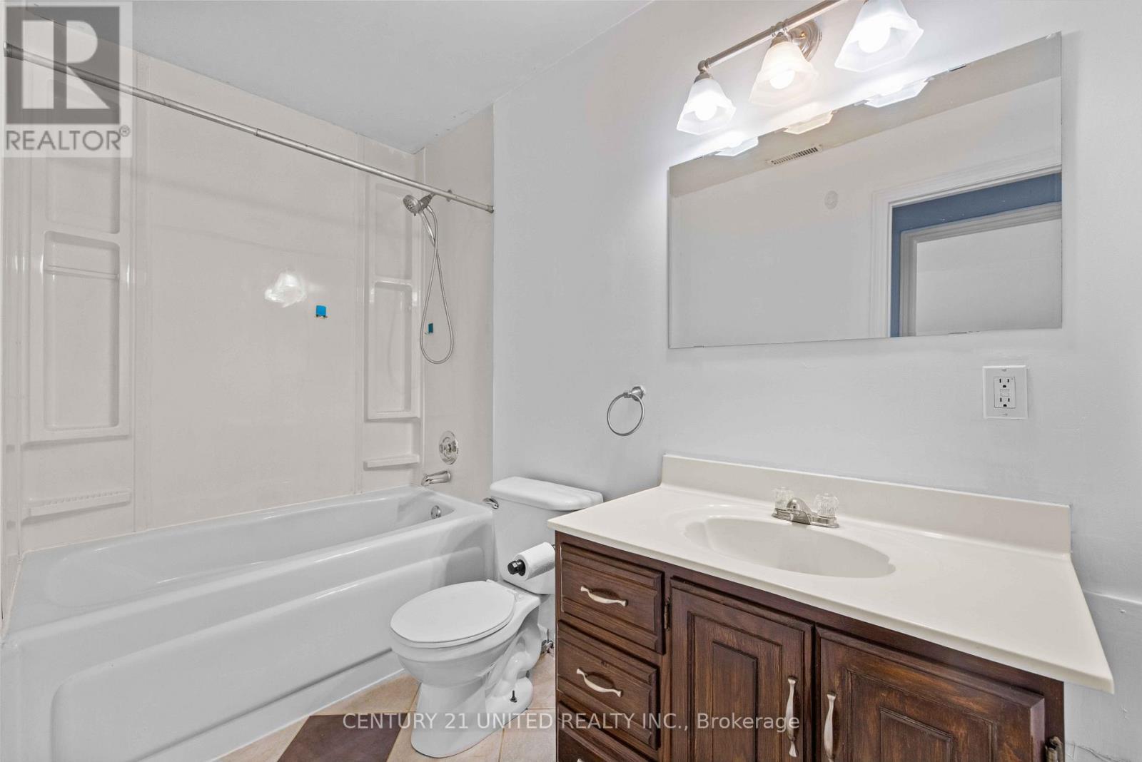 608 Clancy Crescent, Peterborough (Otonabee Ward 1), Ontario  K9K 2S2 - Photo 18 - X12805684