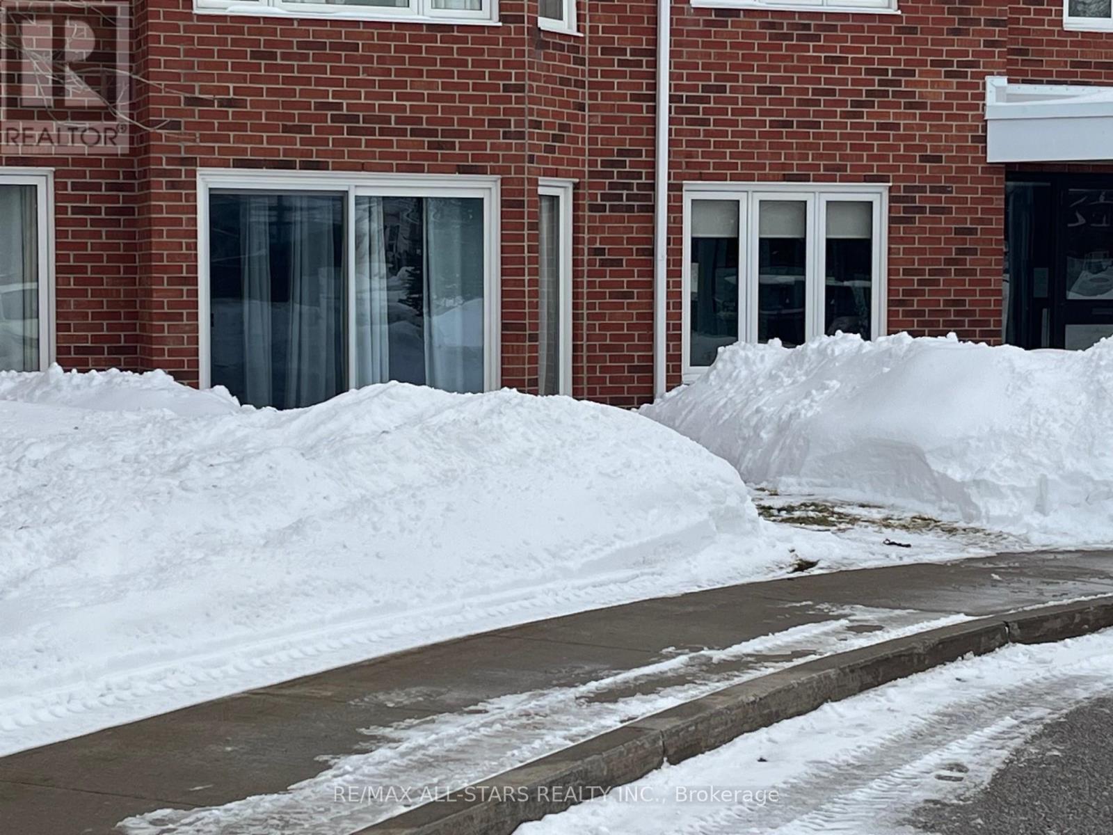 103 - 2 Heritage Way, Kawartha Lakes (Lindsay), Ontario  K9V 5P5 - Photo 16 - X12805964