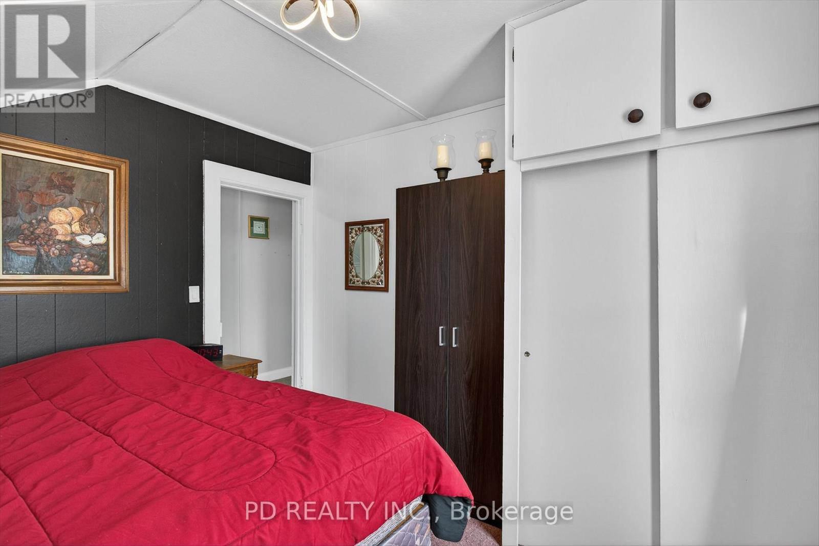 49 Sturgeon Road N, Kawartha Lakes (Omemee), Ontario  K0L 2W0 - Photo 32 - X12806420