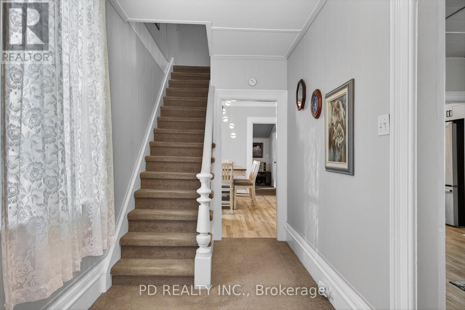 49 Sturgeon Road N, Kawartha Lakes (Omemee), Ontario  K0L 2W0 - Photo 8 - X12806420