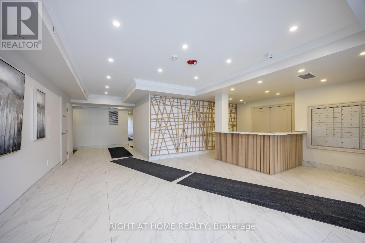 402 - 50 Lakebreeze Drive, Clarington (Newcastle), Ontario  L1B 0V9 - Photo 3 - E12806514