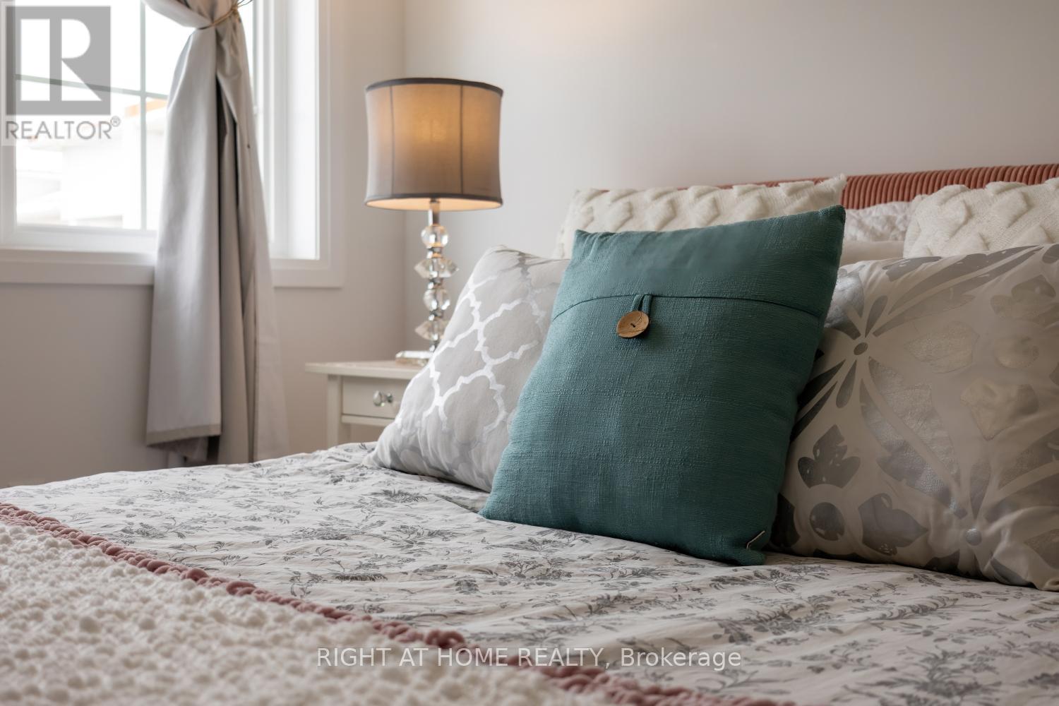 402 - 50 Lakebreeze Drive, Clarington (Newcastle), Ontario  L1B 0V9 - Photo 30 - E12806514