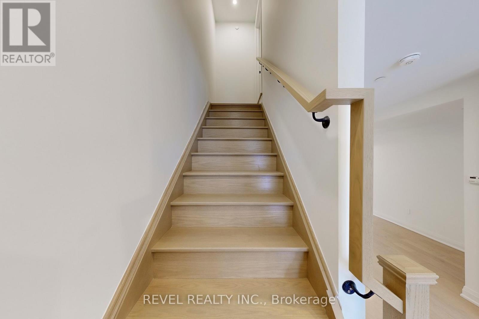 18 Marret Lane, Clarington (Newcastle), Ontario  L1B 0X2 - Photo 15 - E12807496