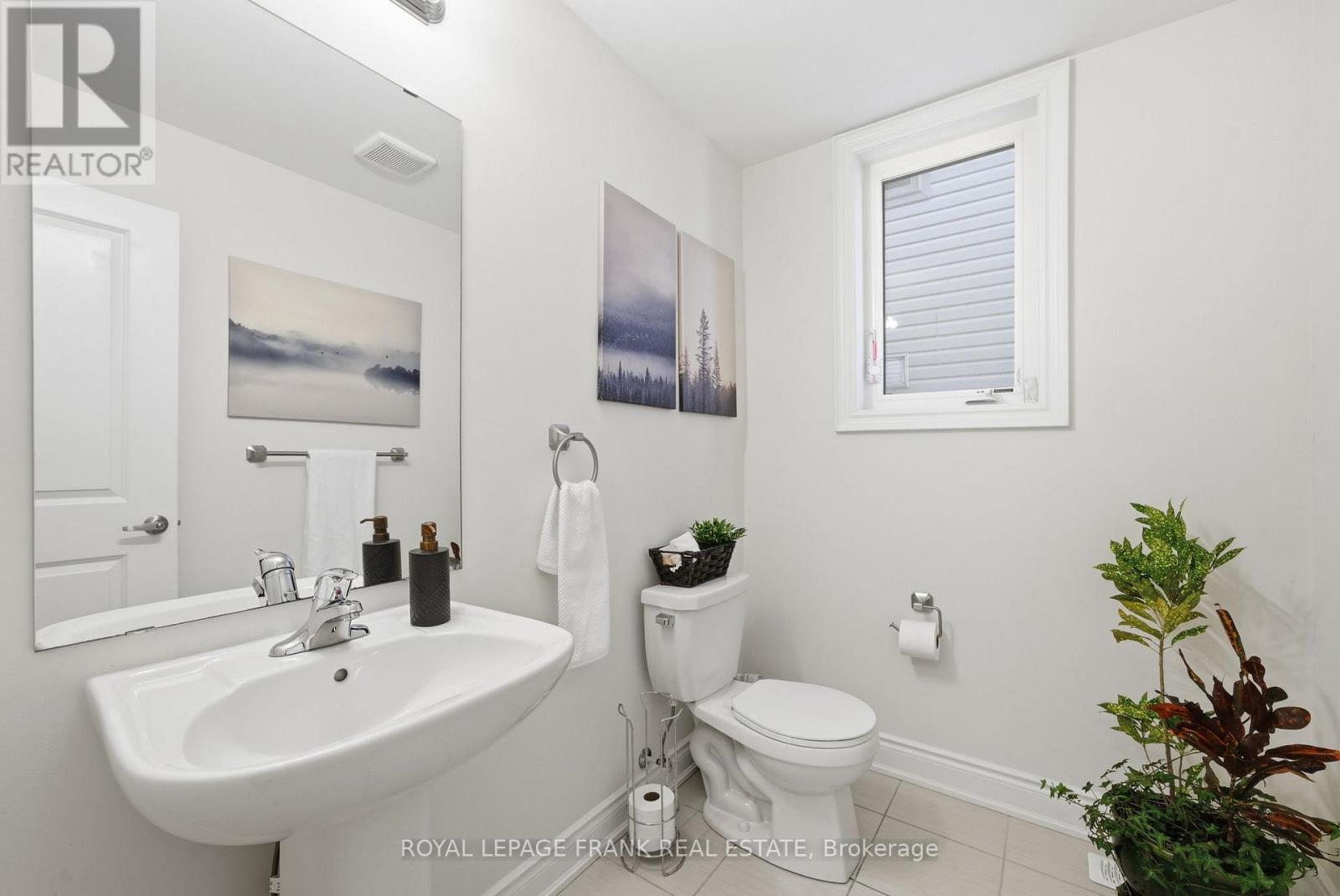 60 Hennessey Crescent, Kawartha Lakes (Lindsay), Ontario  K9V 0P3 - Photo 10 - X12807752