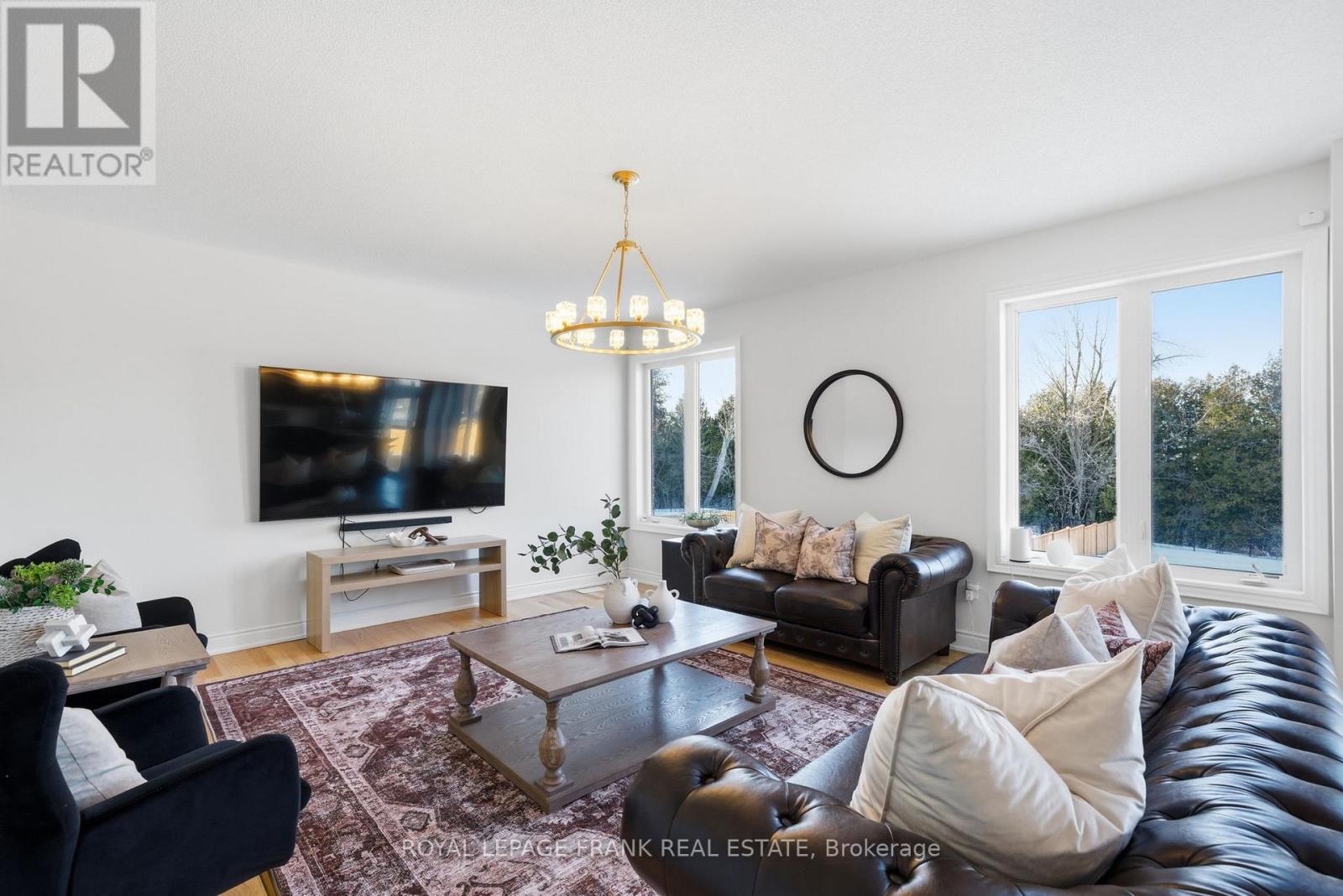 60 Hennessey Crescent, Kawartha Lakes (Lindsay), Ontario  K9V 0P3 - Photo 19 - X12807752