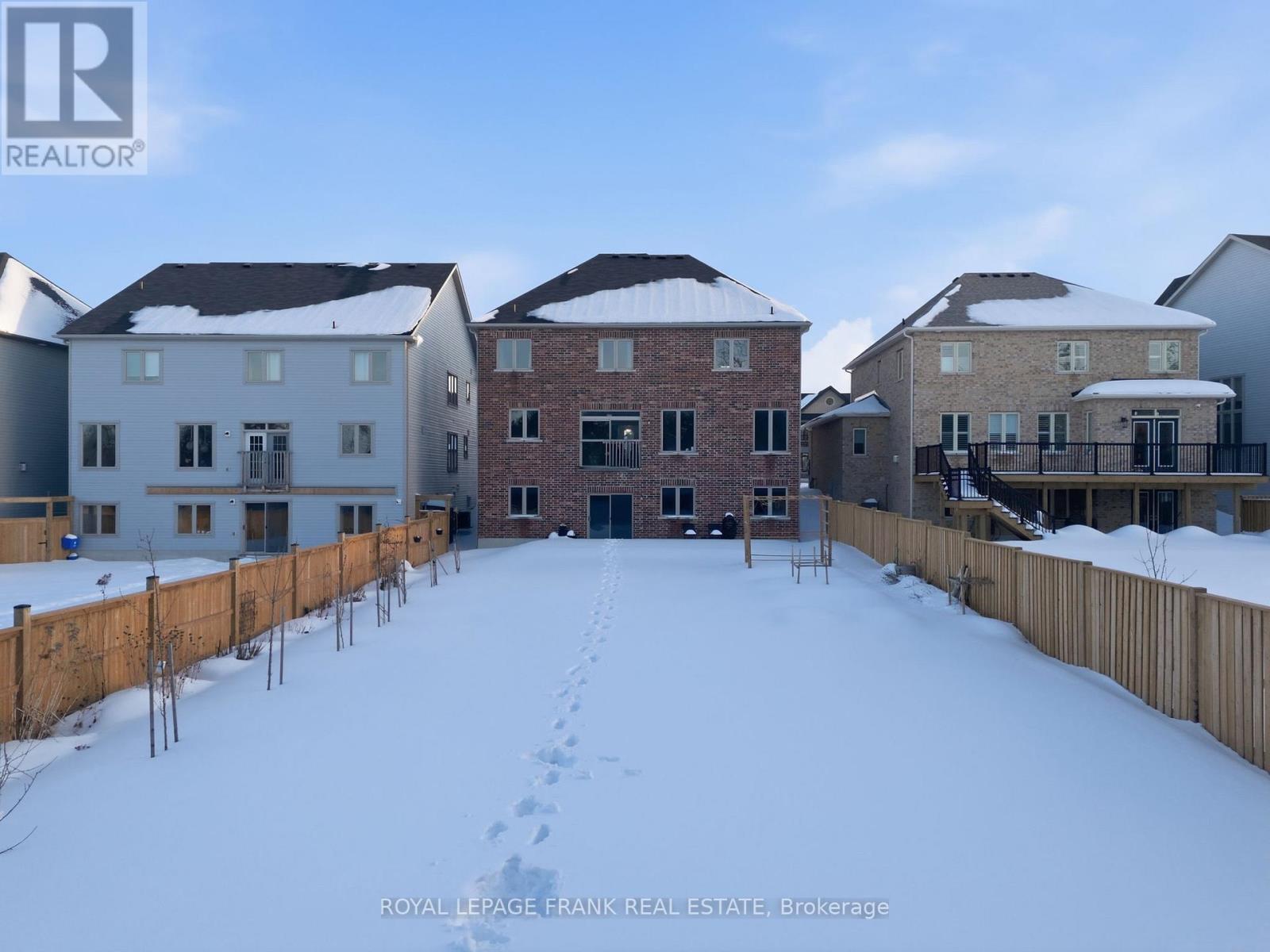 60 Hennessey Crescent, Kawartha Lakes (Lindsay), Ontario  K9V 0P3 - Photo 42 - X12807752