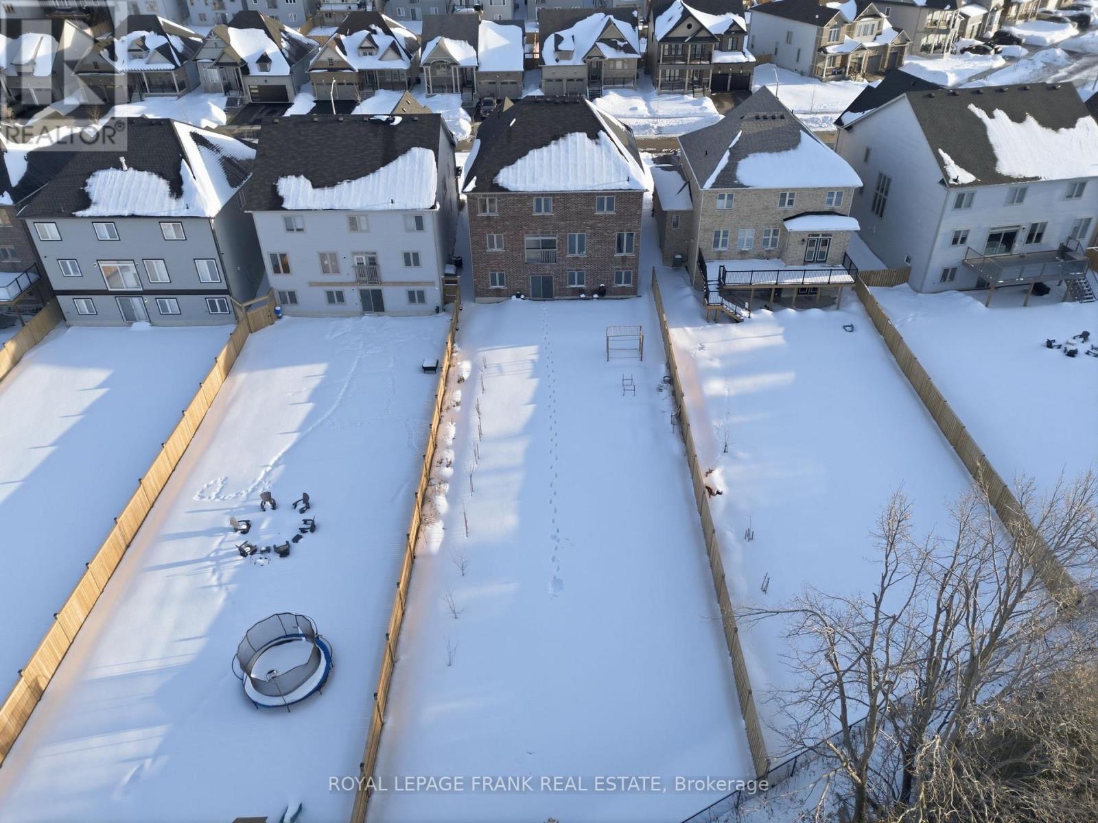 60 Hennessey Crescent, Kawartha Lakes (Lindsay), Ontario  K9V 0P3 - Photo 49 - X12807752