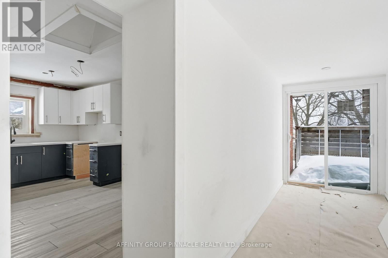 40 Albert Street S, Kawartha Lakes (Lindsay), Ontario  K9V 3G7 - Photo 18 - X12808242