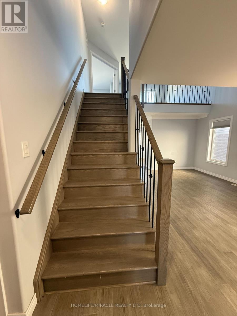 308 Mullighan Gardens, Peterborough (Monaghan Ward 2), Ontario  K9K 0H2 - Photo 7 - X12809998