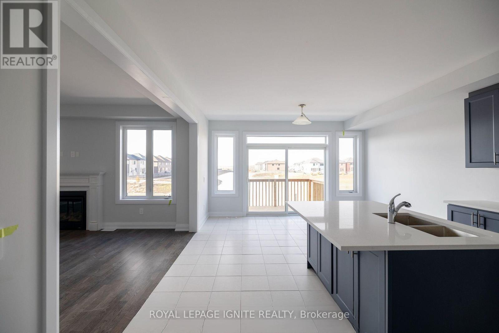 184 St. Joseph Rd Road W, Kawartha Lakes (Lindsay), Ontario  K9V 0R6 - Photo 3 - X12810184