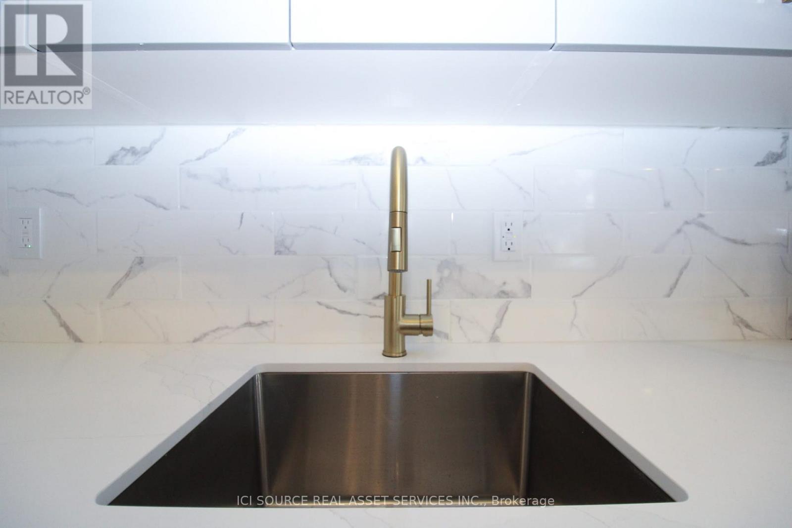 1 - 291 Stewart Street, Peterborough (Town Ward 3), Ontario  K9J 3N2 - Photo 11 - X12810648