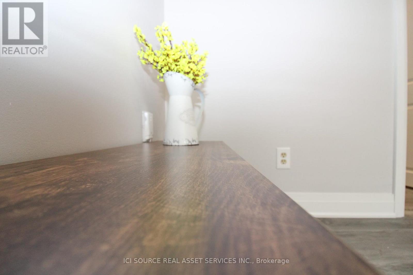 1 - 291 Stewart Street, Peterborough (Town Ward 3), Ontario  K9J 3N2 - Photo 7 - X12810648