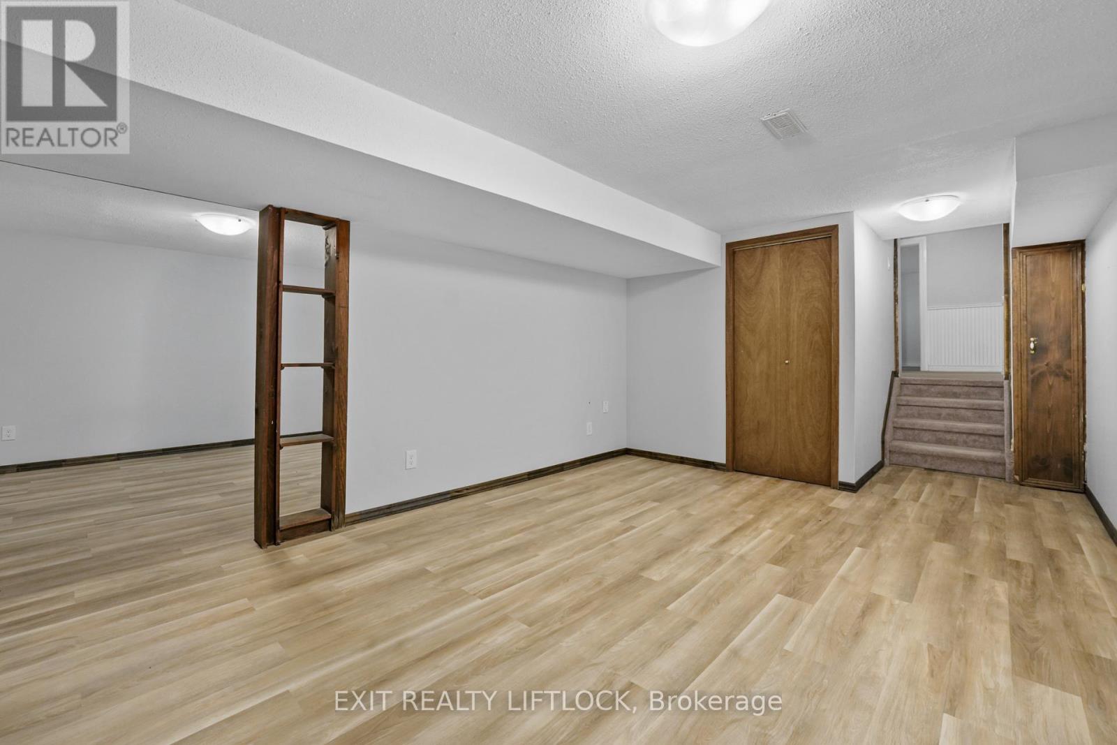 1018 Meadowview Road, Kawartha Lakes (Omemee), Ontario  K0L 2W0 - Photo 24 - X12810800