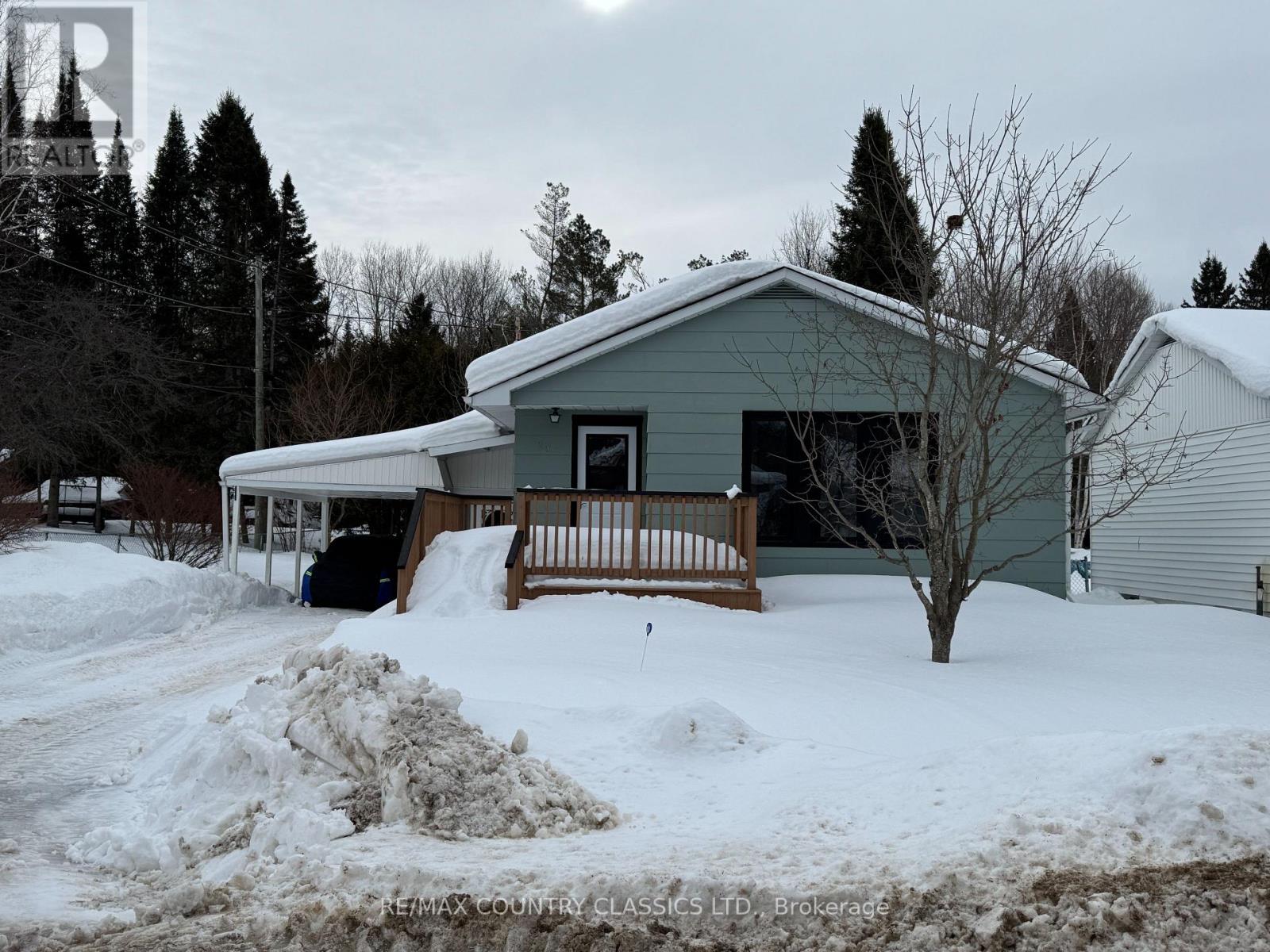 29 Hemlock Street, Highlands East (Bicroft Ward), Ontario  K0L 1M0 - Photo 2 - X12811186