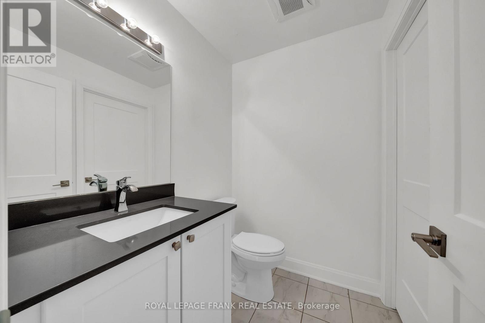 216 - 50 Lakebreeze Drive, Clarington (Newcastle), Ontario  L1B 0V9 - Photo 12 - E12811282