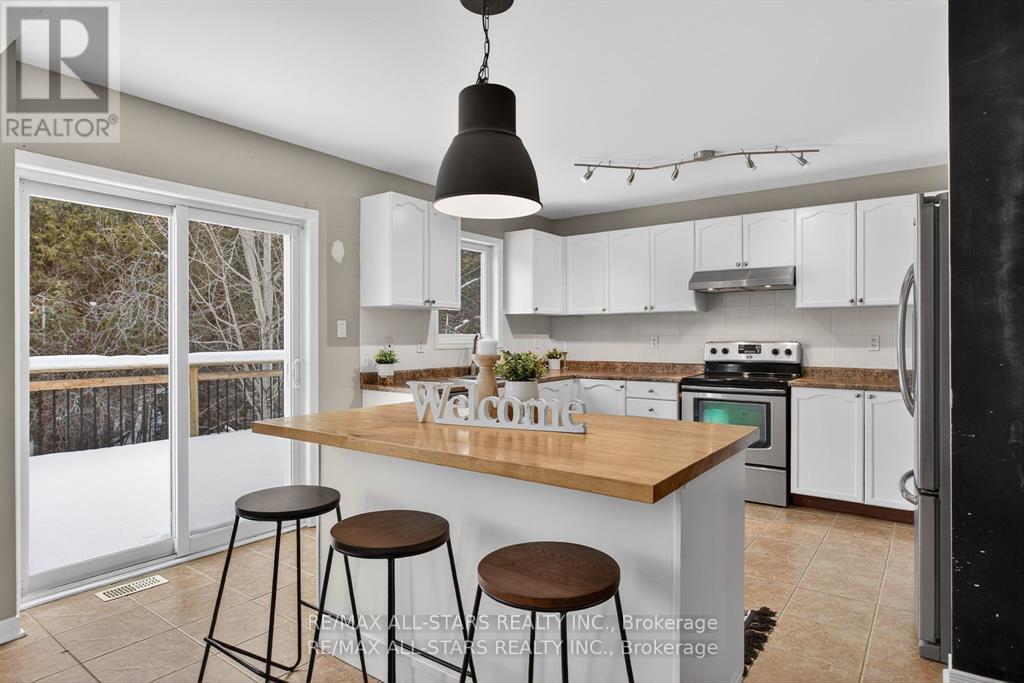 50 Cook Street, Kawartha Lakes (Lindsay), Ontario  K9V 0C6 - Photo 8 - X12811242