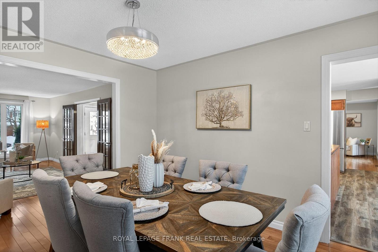 1821 Parkwood Circle, Peterborough (Monaghan Ward 2), Ontario  K9J 8C3 - Photo 10 - X12811250