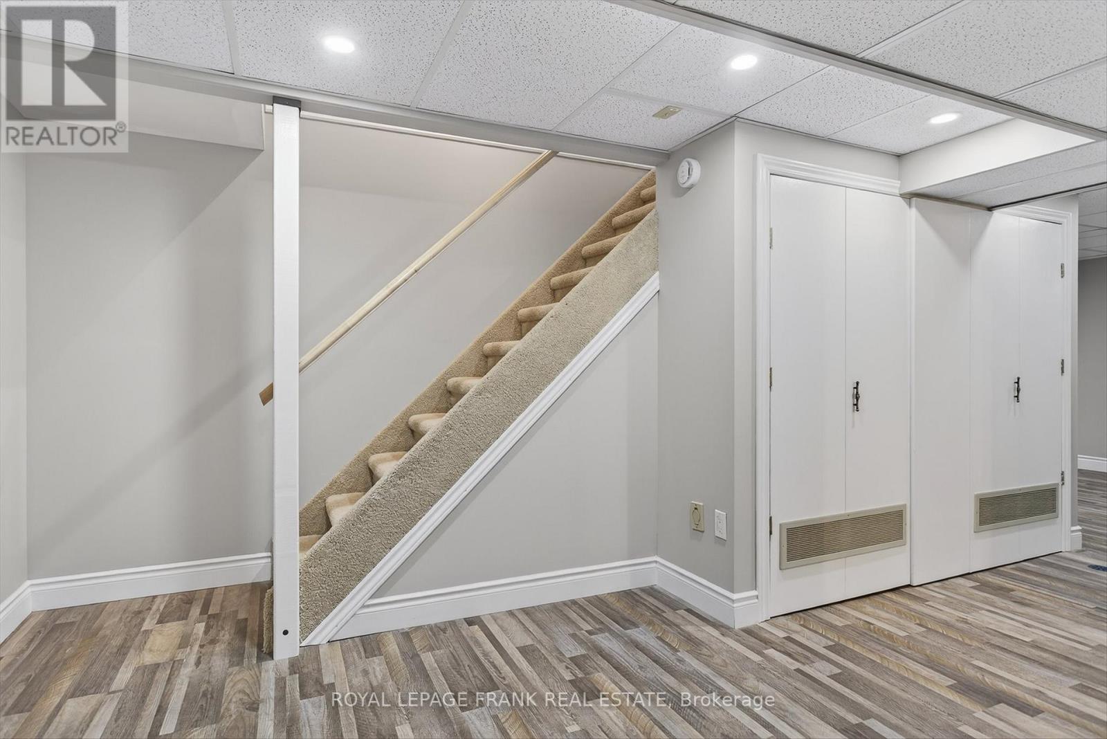 1821 Parkwood Circle, Peterborough (Monaghan Ward 2), Ontario  K9J 8C3 - Photo 32 - X12811250