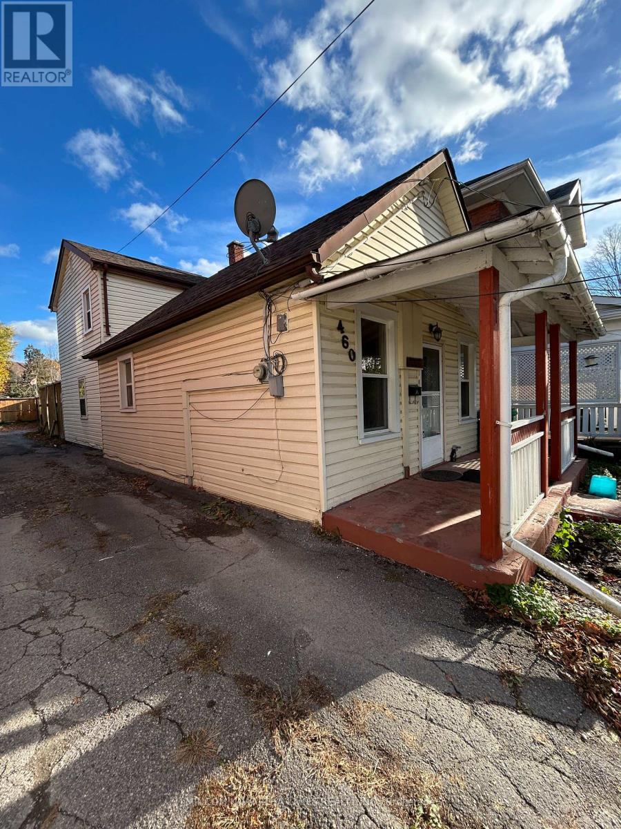 460 Driscoll Terrace, Peterborough (Ashburnham Ward 4), Ontario  K9H 1T7 - Photo 5 - X12811748