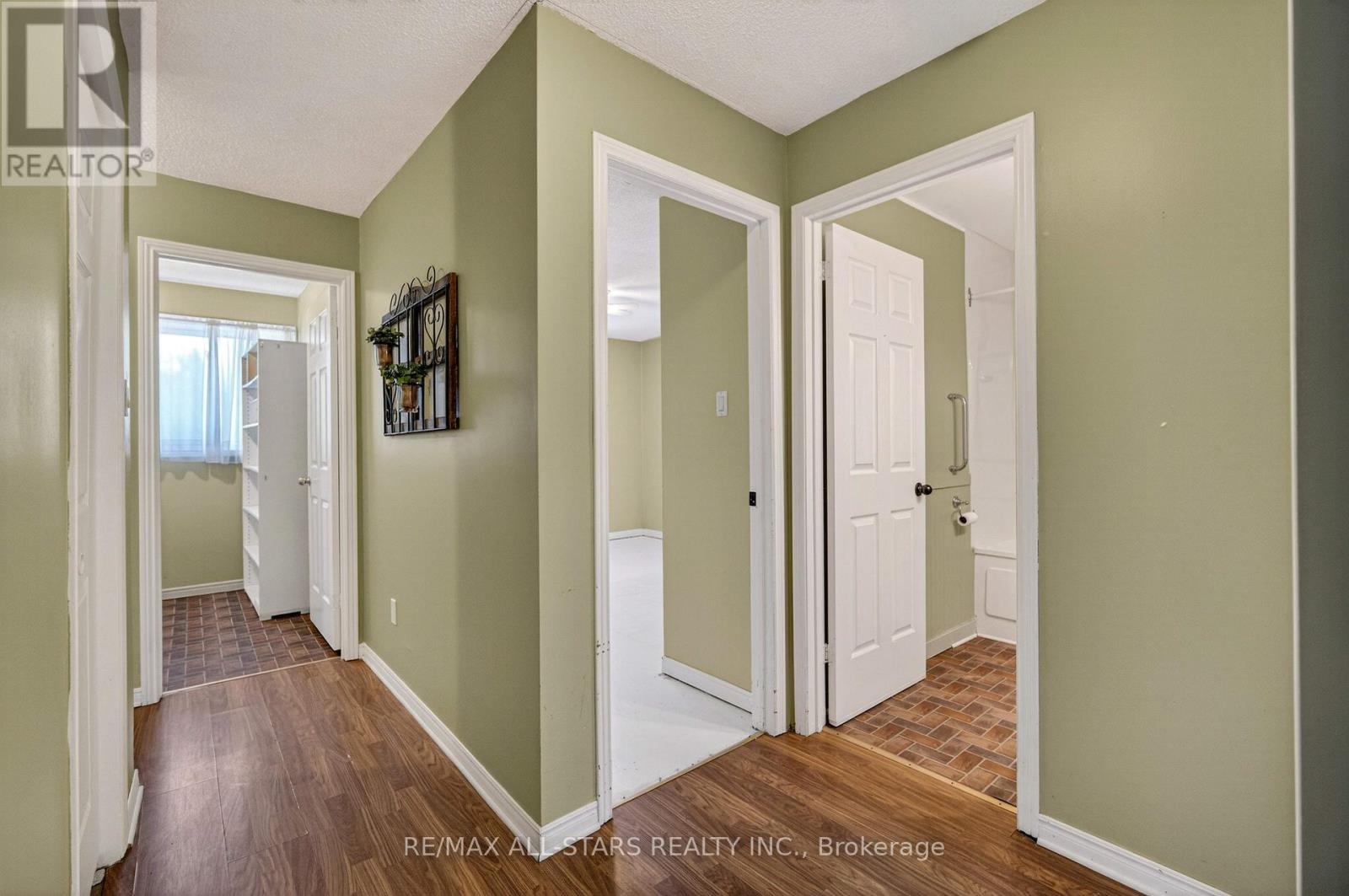 A - 105 Rita Crescent, Kawartha Lakes (Omemee), Ontario  K0L 2W0 - Photo 7 - X12811974